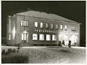 Vuonna 1950 Martta Harjun Kirjakauppa muutti vastavalmistuneeseen PYP:n taloon.