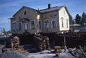 Järvenpään asemaa siirrettiin 23 metriä uusien raiteiden tieltä vuonna 1999.